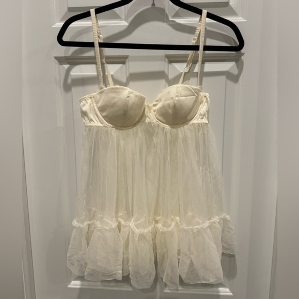 Victoria’s Secret lace bridal white teddy nightie honeymoon sexy nwot